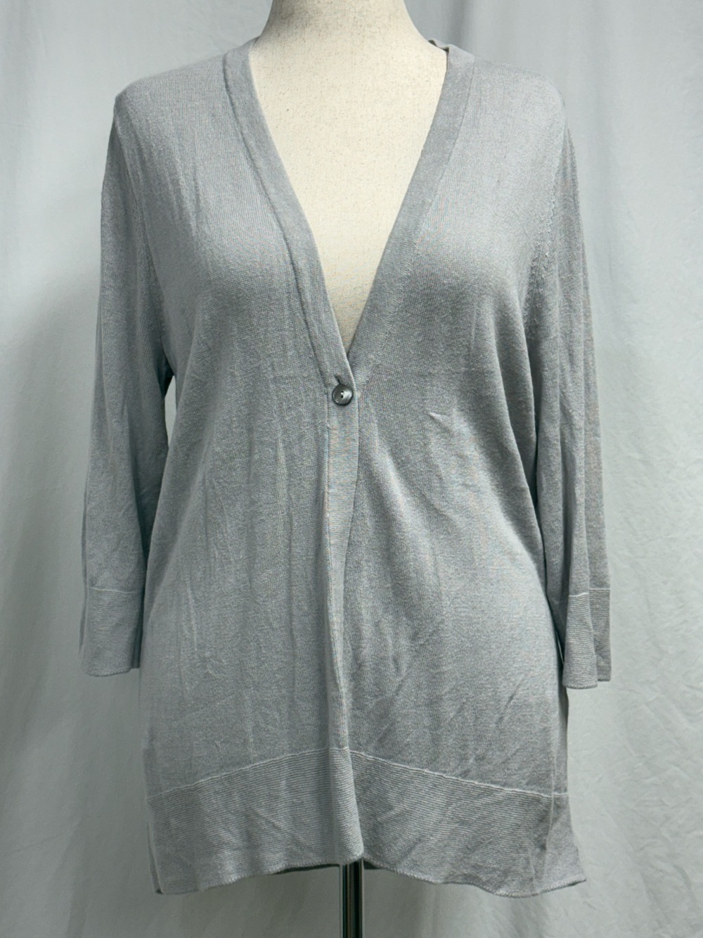 J.Jill Linen Blend Light Gray V-Neck Button Cardigan